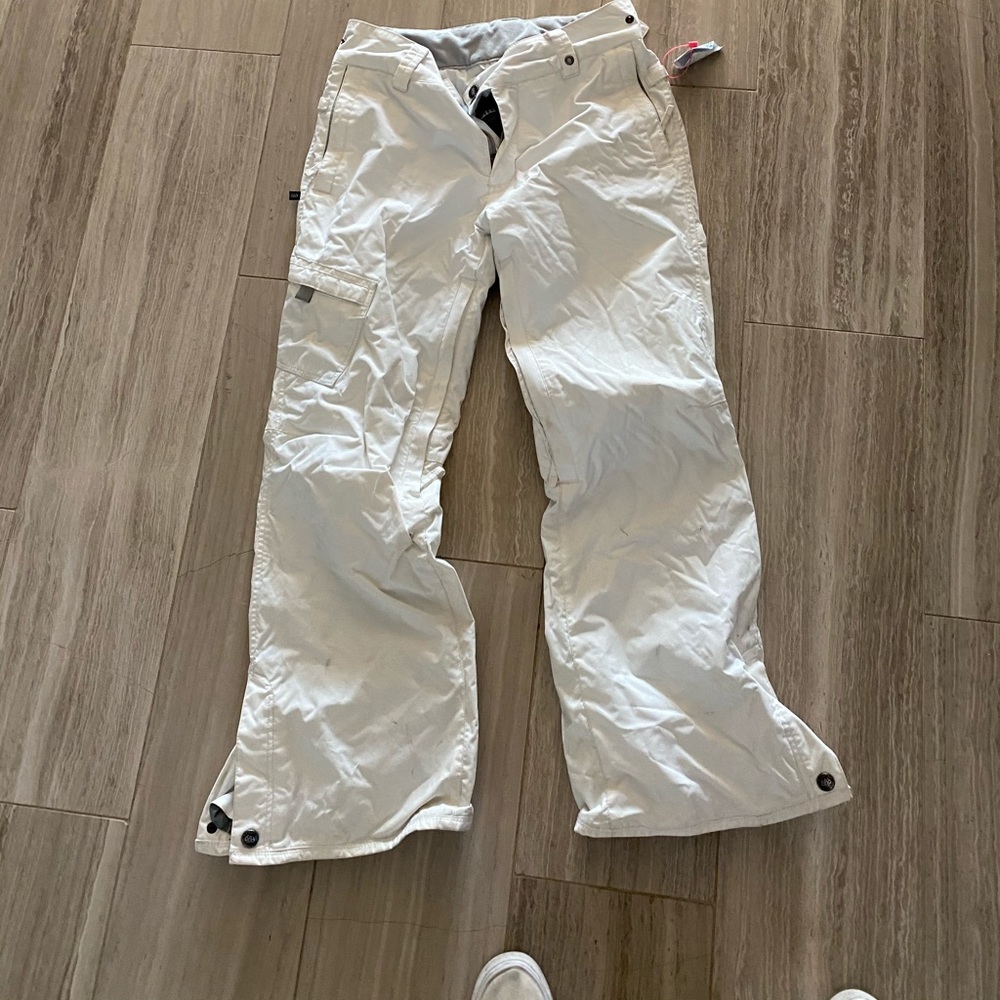 Worn once, not burton, listed for exposure
